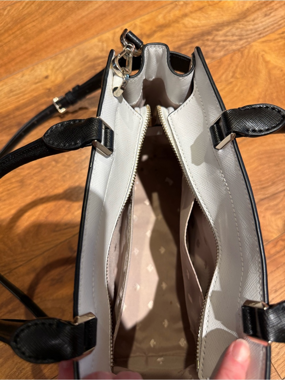 Kate Spade Purse - Picture 4 of 5